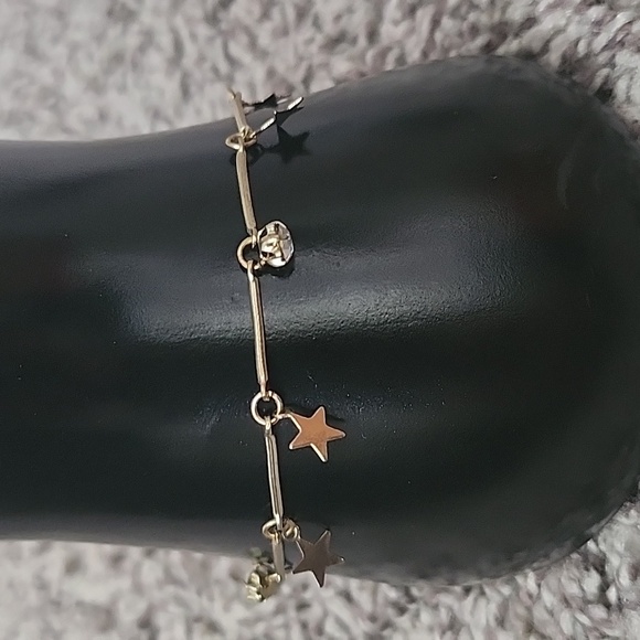 Star Bracelet - Picture 2 of 5
